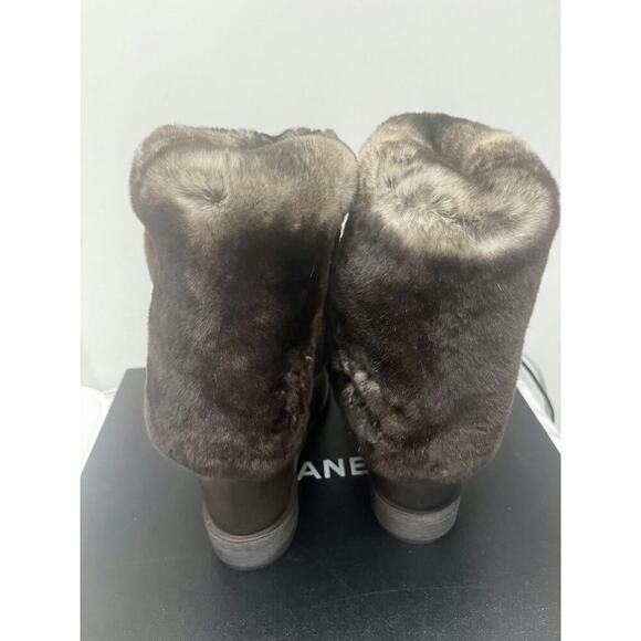 Chanel Fur-Trimmed Leather Boots - Size 38.5, Brand New with Box - Picture 4 of 5